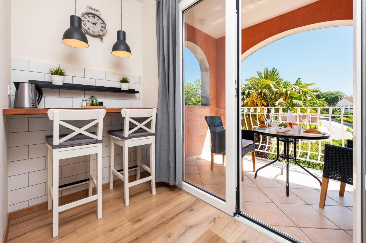 Apartments Villa Istria Rovinj Exterior photo